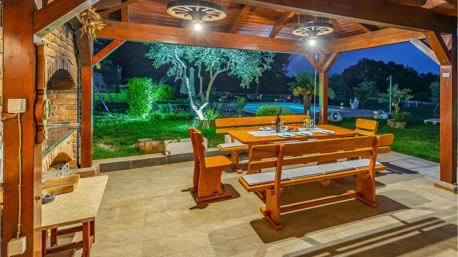 Сasa de vacaciones 4 Bedroom Cozy Home In Marčana Croacia