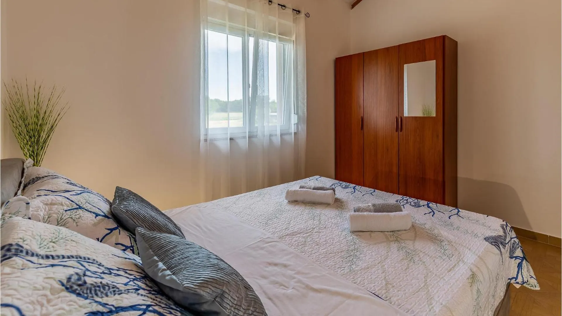 4 Bedroom Cozy Home In Marcana Kroatien